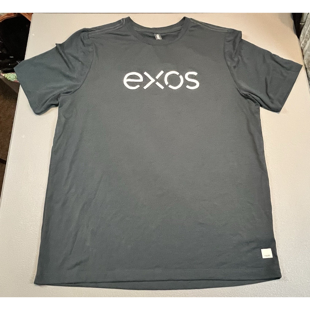 Vuori EXOS Performance Tee Tshirt Mens Medium athleisure gym stretch green